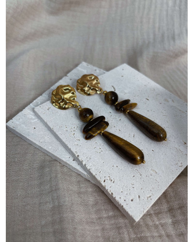 Boucles Ondine en acier doré & perles œil de tigre – Atelier Jacie