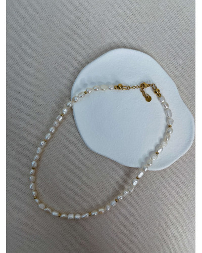 Collier Perle – Ras-du-cou perles d’eau douce, fil acier inox doré