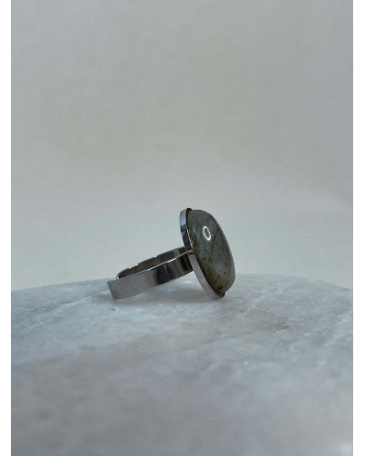 Bague Lana avec pierre naturelle ovale – Atelier Jacie